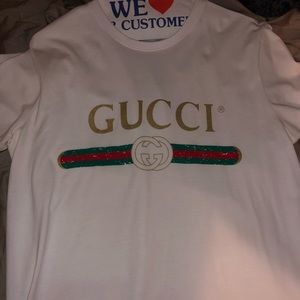 Gucci t shirt xl but fits more like a large.